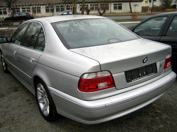 BMW 530i (101)